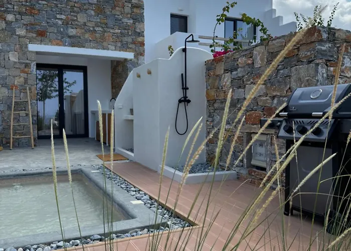 The Nine Graces- Liv, Stunning Views, Pool Villa