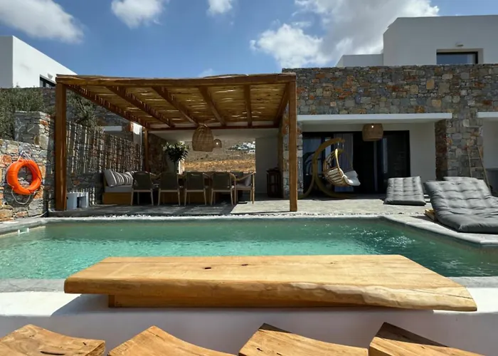 The Nine Graces- Liv, Stunning Views, Pool Villa *