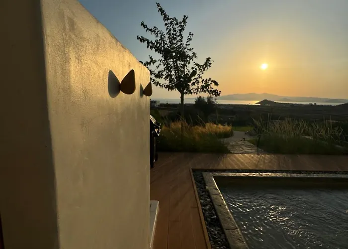 Villa The Nine Graces- Liv, Stunning Views, Pool Kastraki (Naxos)